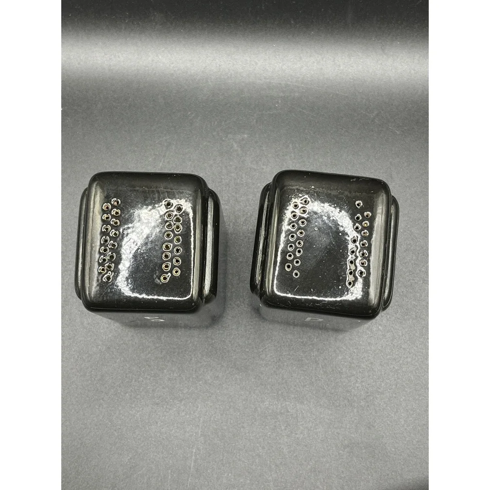 Vtg Mid-Century Modern Retro Black Chunky Salt & Pepper Range‎ Shakers MCM 3